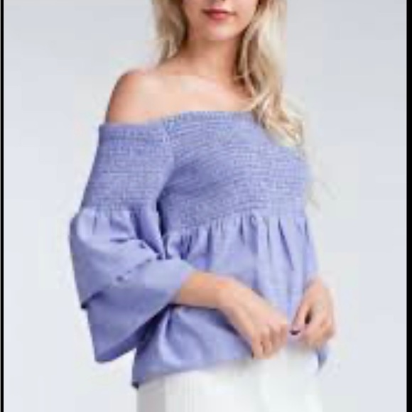 HONEY PUNCH SMOCKED OFF-THE-SHOULDER BELL SLEEVE TOP IN BLUE Size:Small - Picture 5 of 8